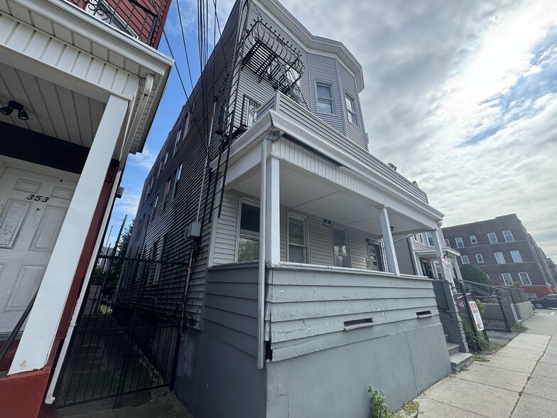 355 Madison St, Passaic, NJ for sale - Primary Photo - Image 1 of 1