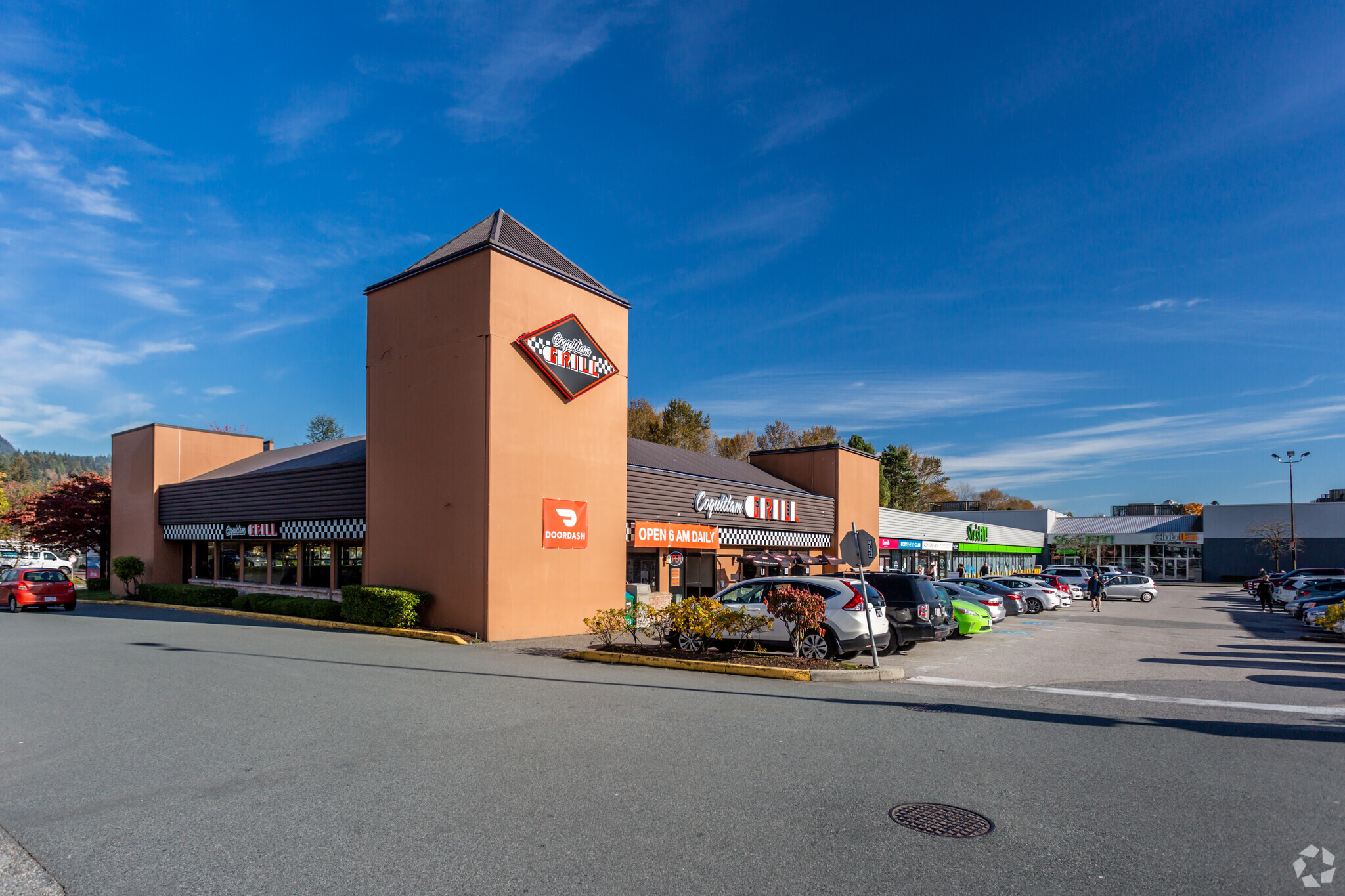 2635 Barnet Hwy, Coquitlam, BC for lease Primary Photo- Image 1 of 6