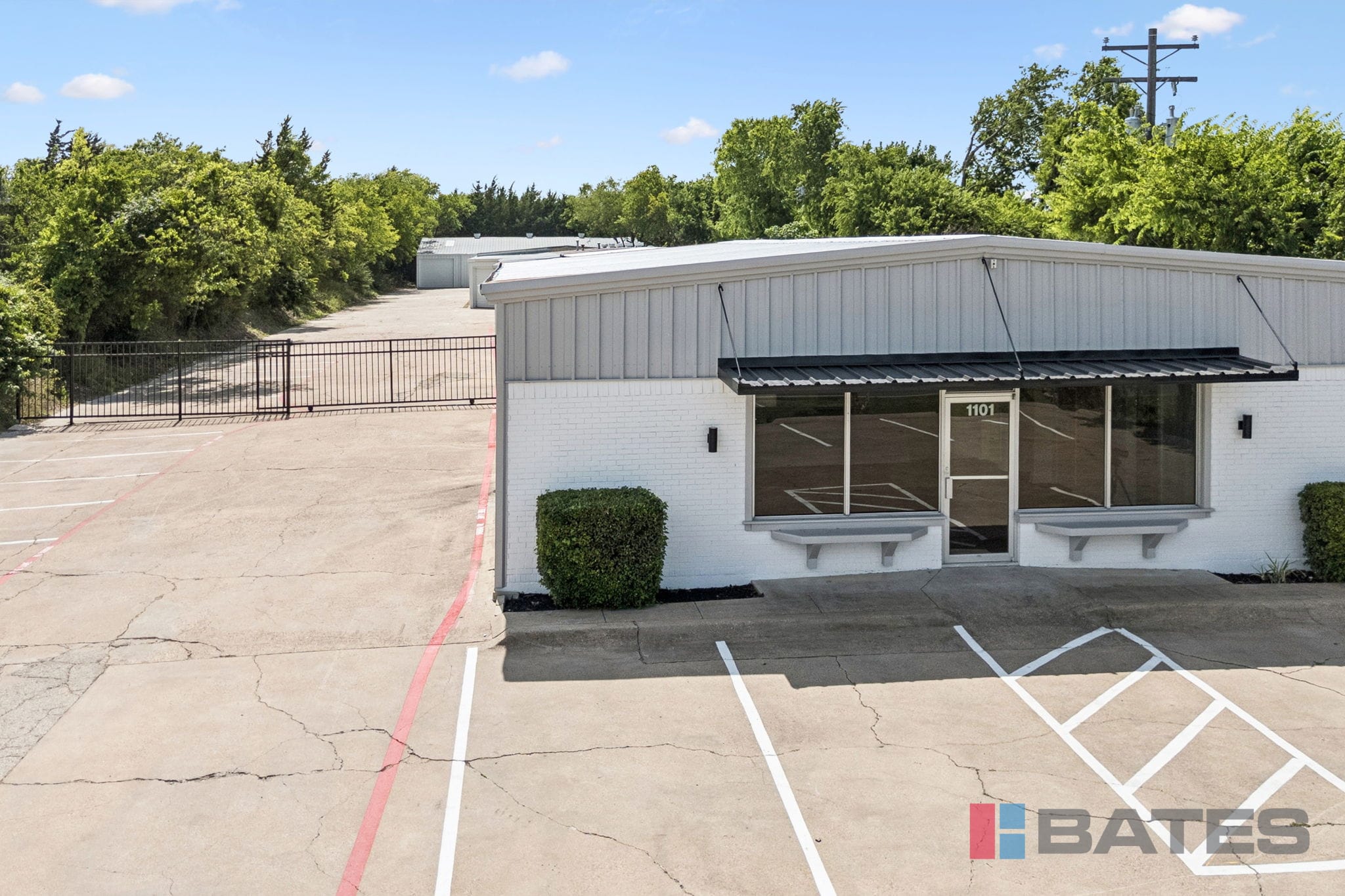 1101 S Hampton Rd, DeSoto, TX for lease Interior Photo- Image 1 of 20