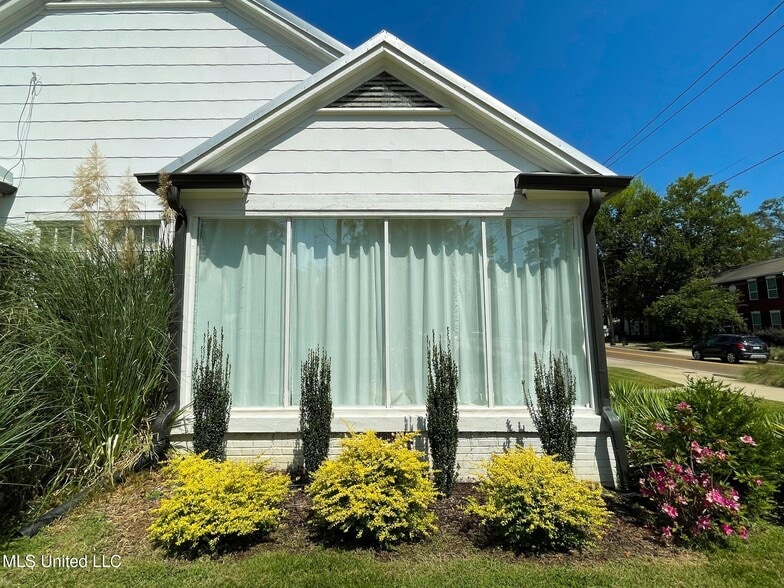 3413 N State St, Jackson, MS for sale - Building Photo - Image 3 of 35