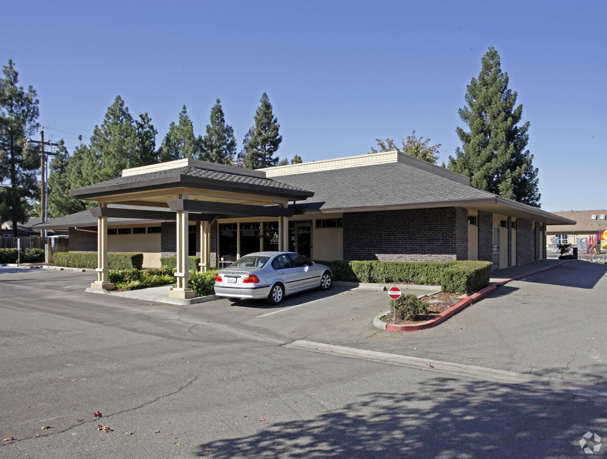 5404 Laurel Hills Dr, Sacramento, CA 95841 - Office for Sale | LoopNet