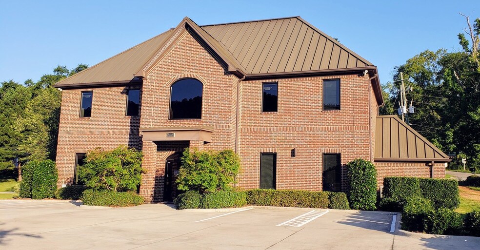 105 Hayesbury Dr, Pelham, AL 35124