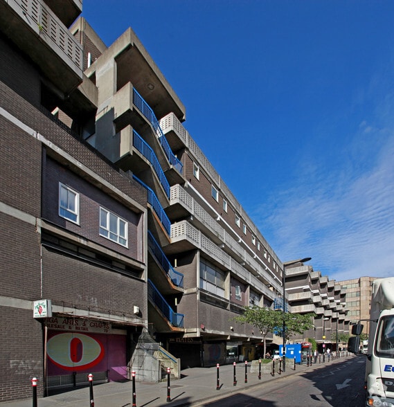 73-97 Middlesex St, London for lease - Building Photo - Image 2 of 9