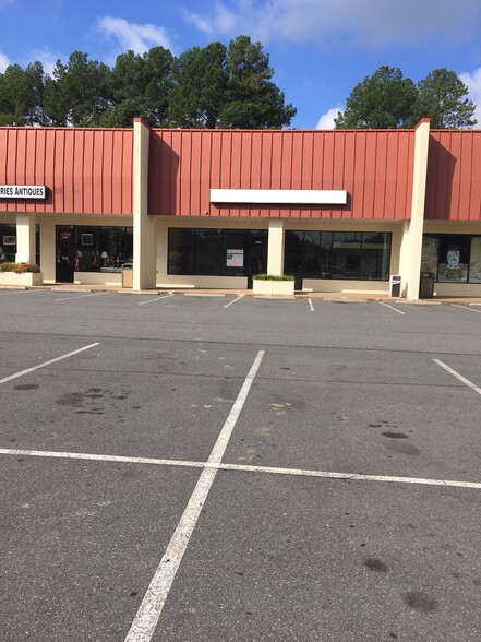 10444-10466 Dumfries Rd, Manassas, VA for lease - Building Photo - Image 1 of 6