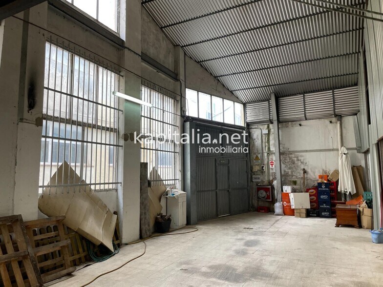 Industrial in Bocairent for sale - Building Photo - Image 2 of 4