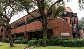 8737 King George Dr, Dallas TX - Office Space