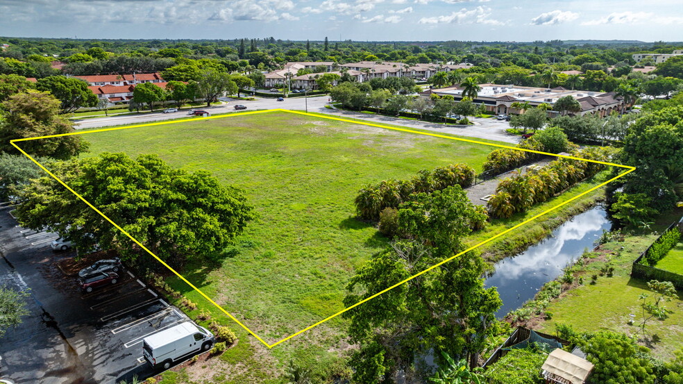 ROYAL PALM DRIVE, CORAL SPRINGS FL 33071, Coral Springs, FL for sale - Building Photo - Image 3 of 20