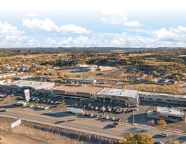 Zecca Plaza/Albertsons Anchored Ctr - Parking Garage