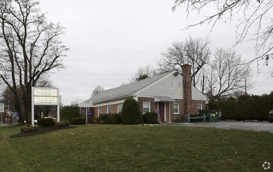 420 W Township Line Rd, Havertown, PA for lease - Building Photo - Image 2 of 8