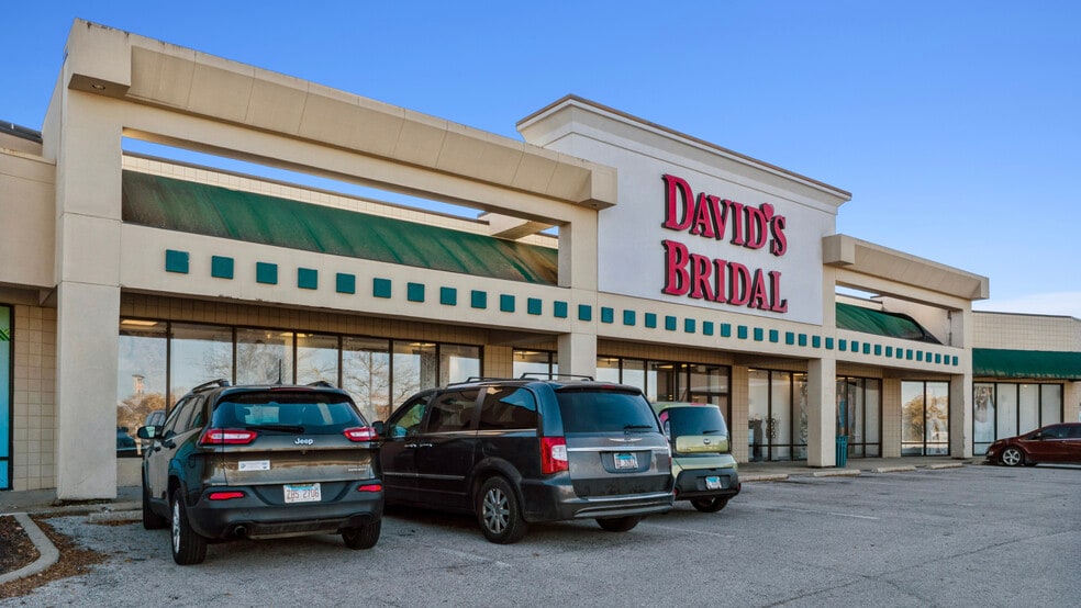 26 Plaza Dr, Fairview Heights, IL for sale - Building Photo - Image 3 of 5