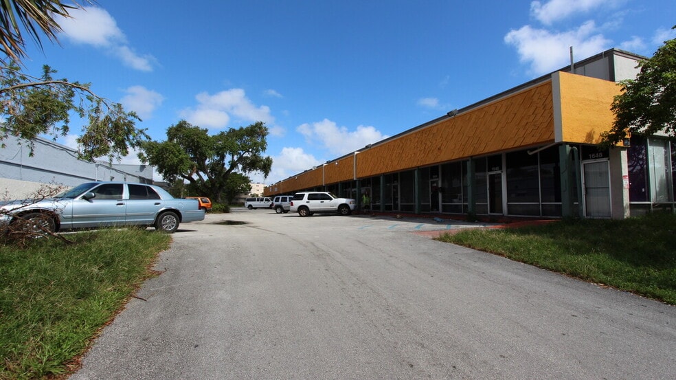 1620-1648 NE 148th St, Miami, FL for lease - Building Photo - Image 2 of 6