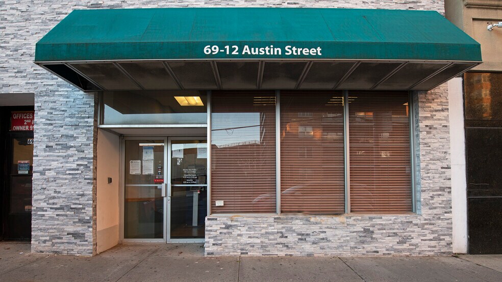 69-12 Austin St, Forest Hills, NY for sale - Building Photo - Image 1 of 1