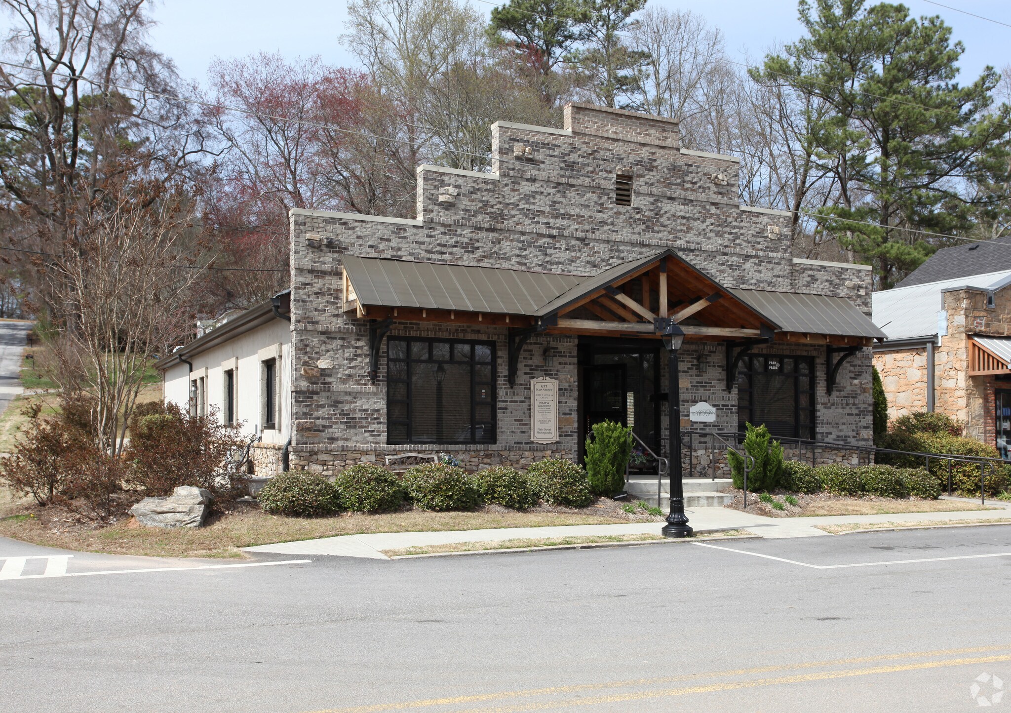 677 Main St, Suwanee, GA for sale Primary Photo- Image 1 of 1