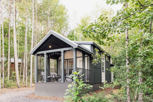 Ocoee Mountain Cottages - Mobile Home or RV Park