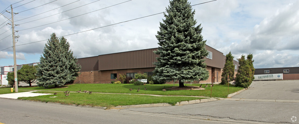 1133 Boundary Rd, Oshawa, ON for sale - Building Photo - Image 1 of 3