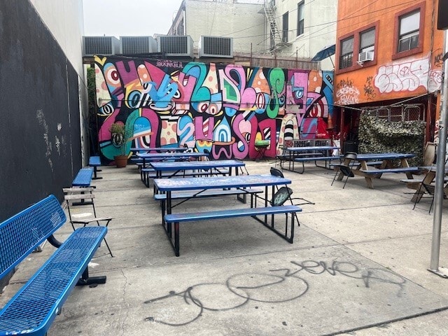 1071-1073 Broadway, Brooklyn, NY for lease - Building Photo - Image 3 of 6