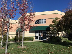 220 Wright Brothers Ave, Livermore, CA for lease Building Photo- Image 2 of 12