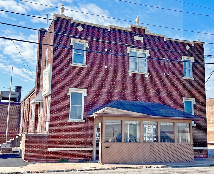 116 W A St, Belleville, IL for sale - Building Photo - Image 1 of 15