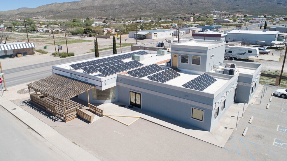 2010 Pecan Dr, Alamogordo, NM for sale - Primary Photo - Image 1 of 16