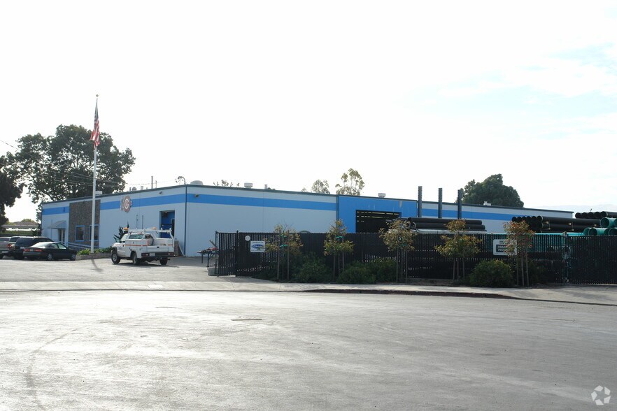 66 Tarp Cir, Salinas, CA for sale - Primary Photo - Image 1 of 2