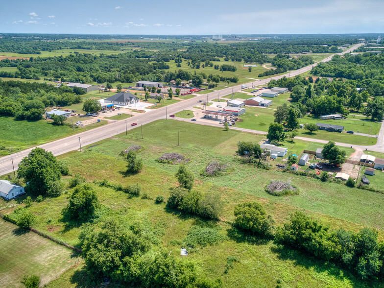 23rd and Donnell Street, Harrah, OK for sale - Primary Photo - Image 1 of 2