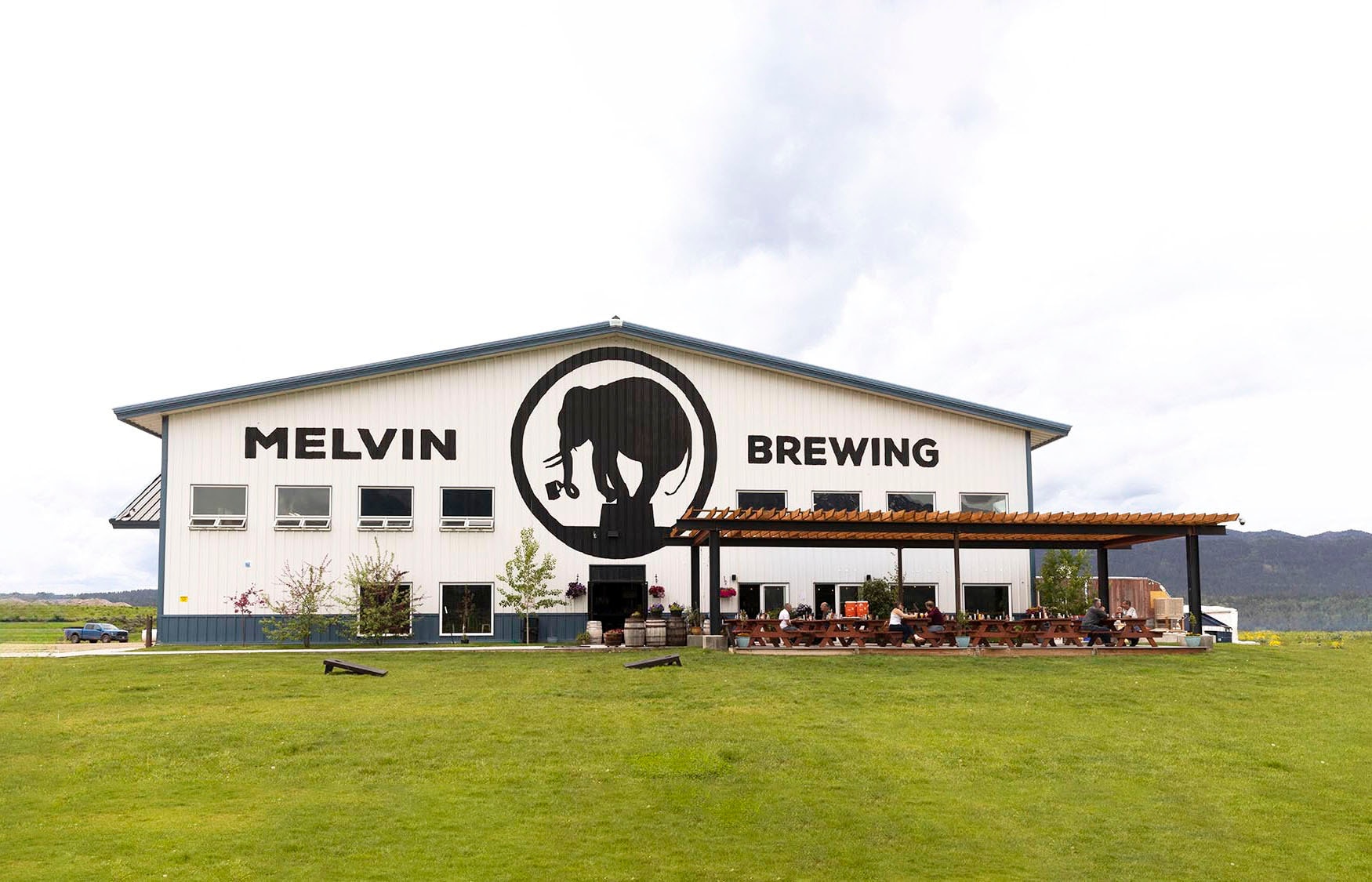 624 Co 101 rd, Alpine, WY for sale Primary Photo- Image 1 of 2