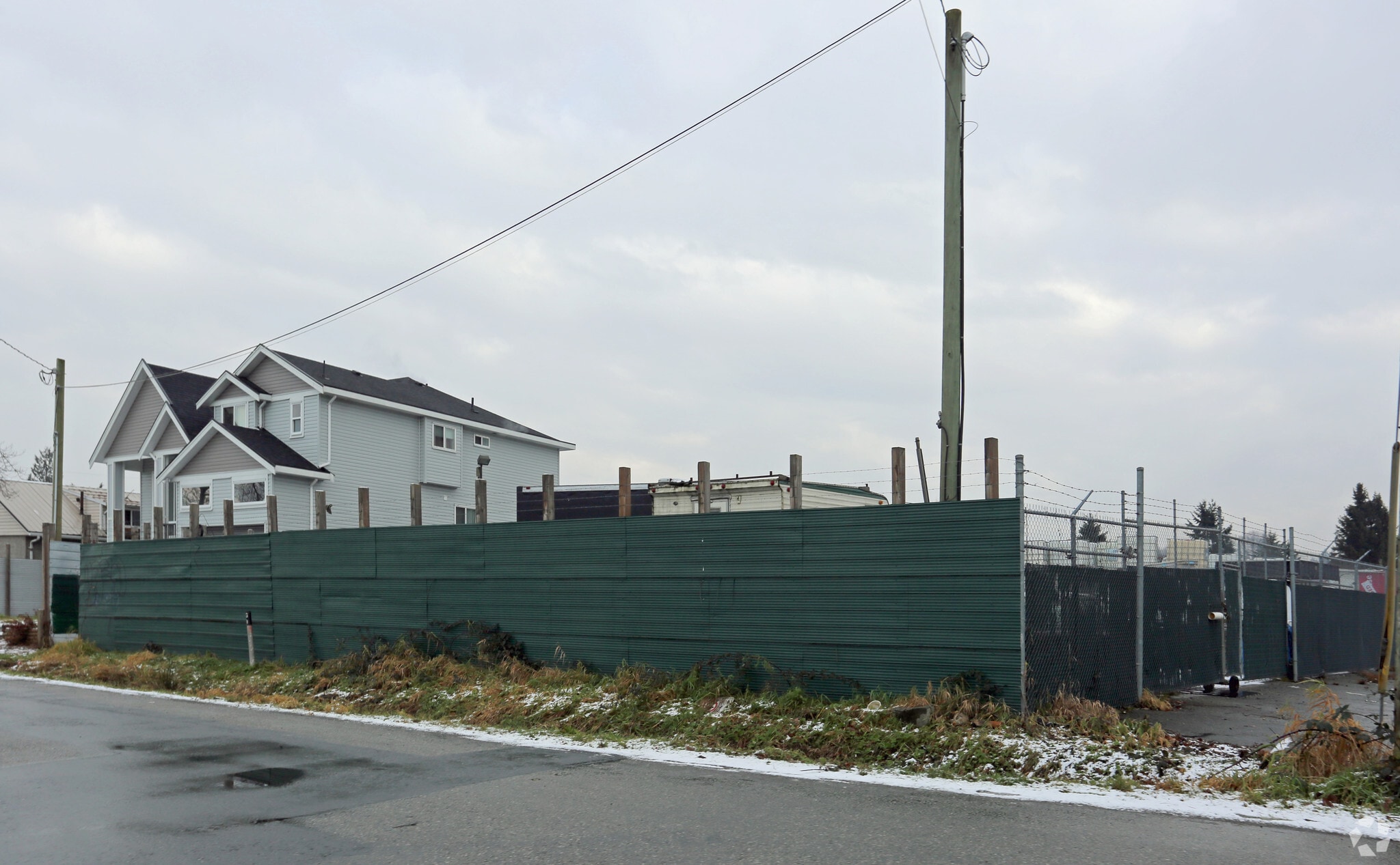 12662 112A Ave, Surrey, BC for sale Primary Photo- Image 1 of 4