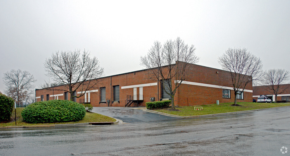 407 Headquarters Dr, Millersville, MD for lease - Building Photo - Image 2 of 2