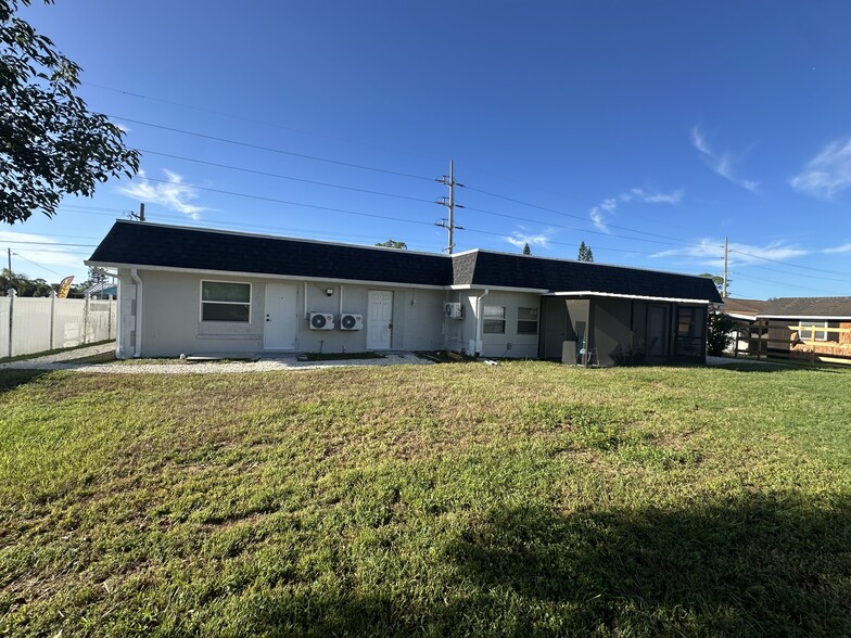 103 W Shell Point Rd, Ruskin, FL for sale - Building Photo - Image 2 of 2