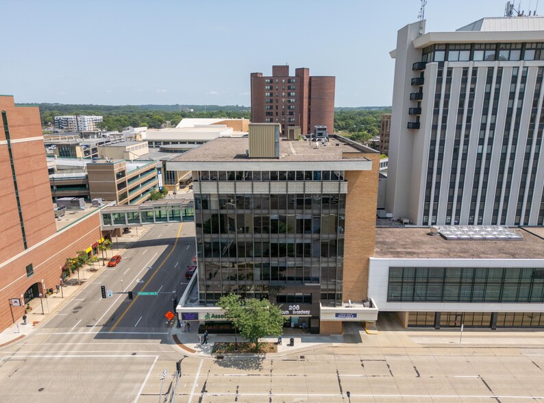 206 S Broadway, Rochester, MN for lease - Building Photo - Image 1 of 58