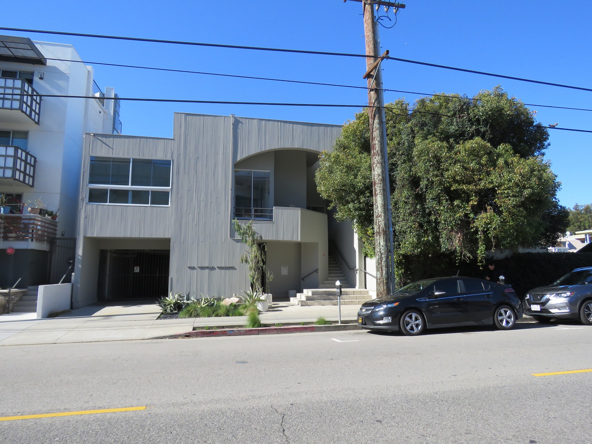 1823 Sawtelle Blvd, Los Angeles, CA for sale Primary Photo- Image 1 of 1