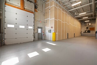 18 Sargent St, Gloucester, MA for lease Interior Photo- Image 1 of 4