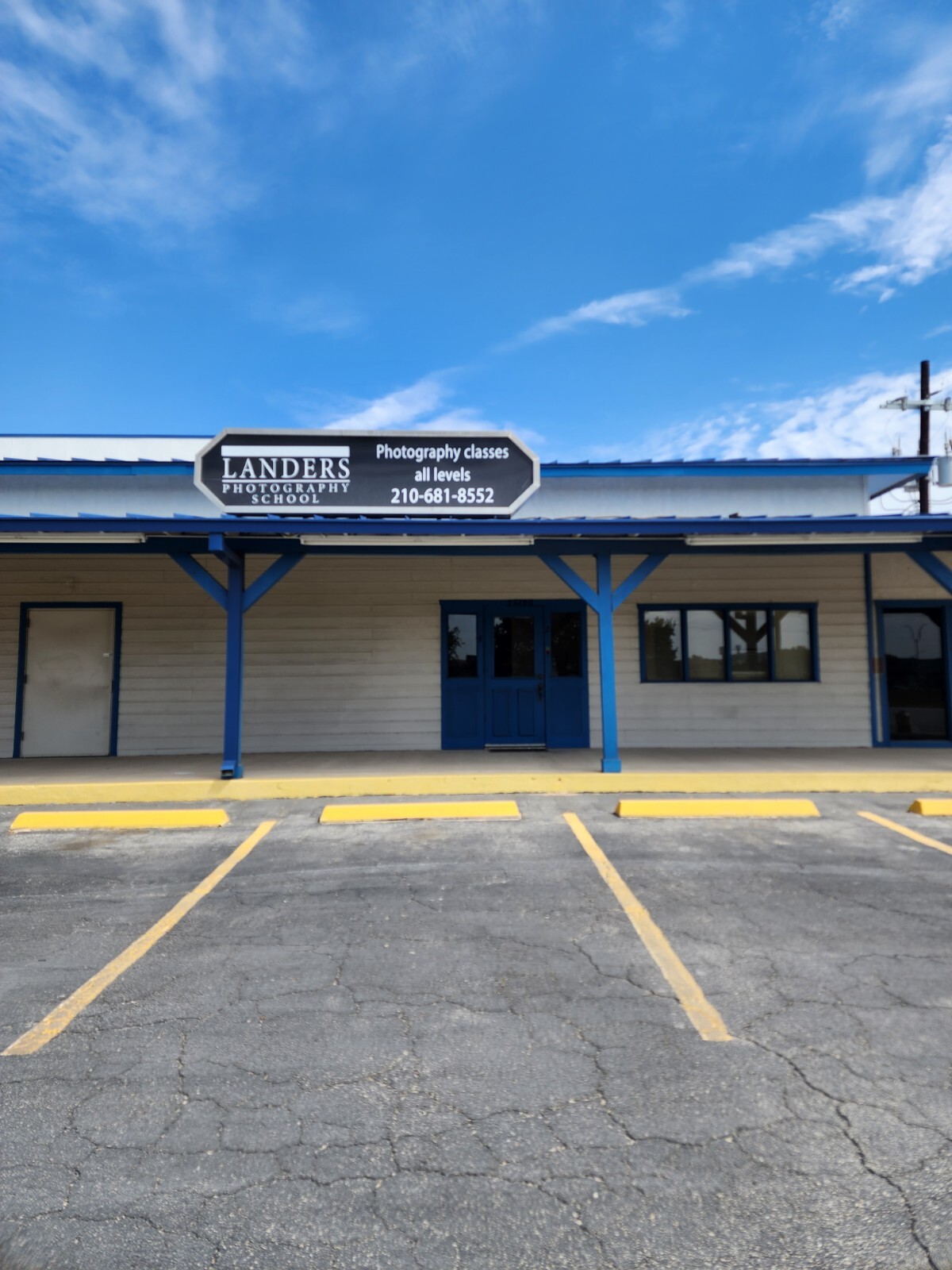 25300 W Interstate 10 Frontage Rd, San Antonio, TX for lease Building Photo- Image 1 of 7