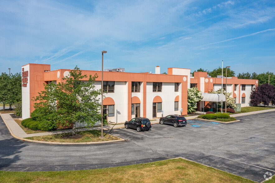 499 Beckett Rd, Swedesboro, NJ for sale - Primary Photo - Image 1 of 1