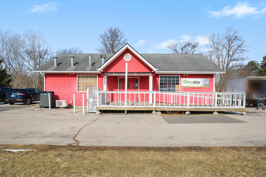 5360 Red Arrow Hwy, Stevensville, MI for sale - Building Photo - Image 1 of 1
