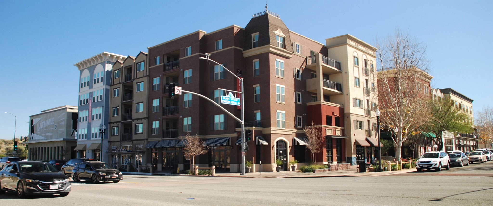 24450 Main St, Newhall, CA for lease Building Photo- Image 1 of 17