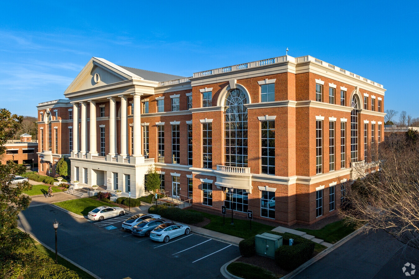 5501 Carnegie Blvd Charlotte North Carolina 28209 Usa 6805 Carnegie Blvd, Charlotte, NC 28211 - One Morrocroft Centre | LoopNet