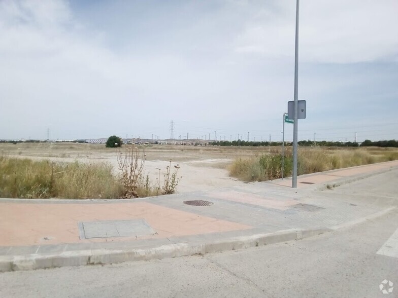 Land in Pinto, Madrid for sale - Primary Photo - Image 1 of 2