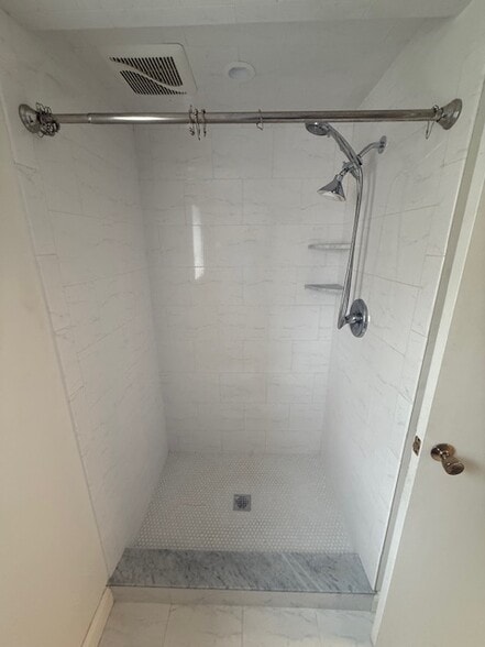 15 Center St, Pleasantville, NY for lease - Building Photo - Image 2 of 7