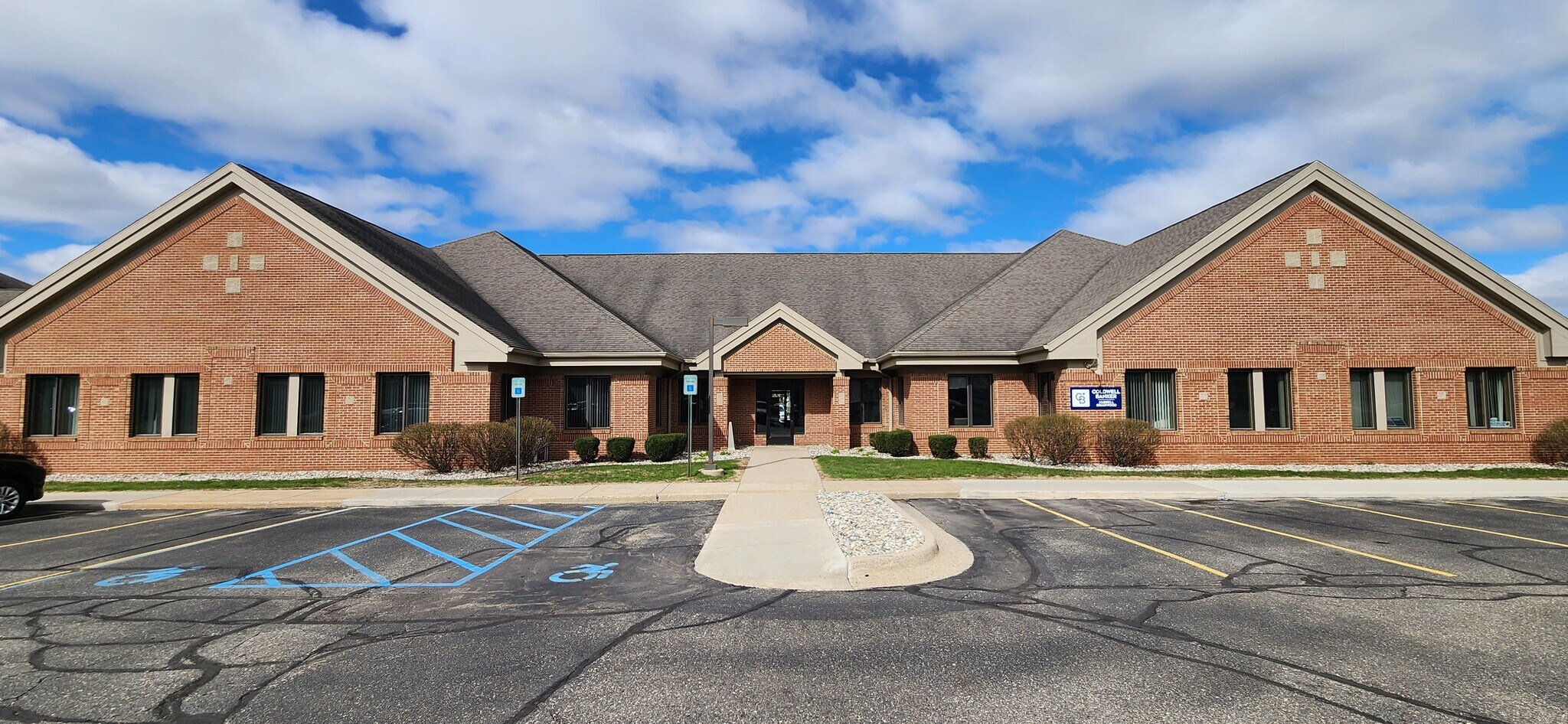 3695 Okemos Rd, Okemos, MI for sale Building Photo- Image 1 of 1