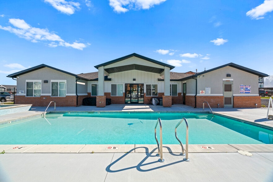 1241 N Lexington Greens Dr, Tooele, UT for sale - Building Photo - Image 2 of 24