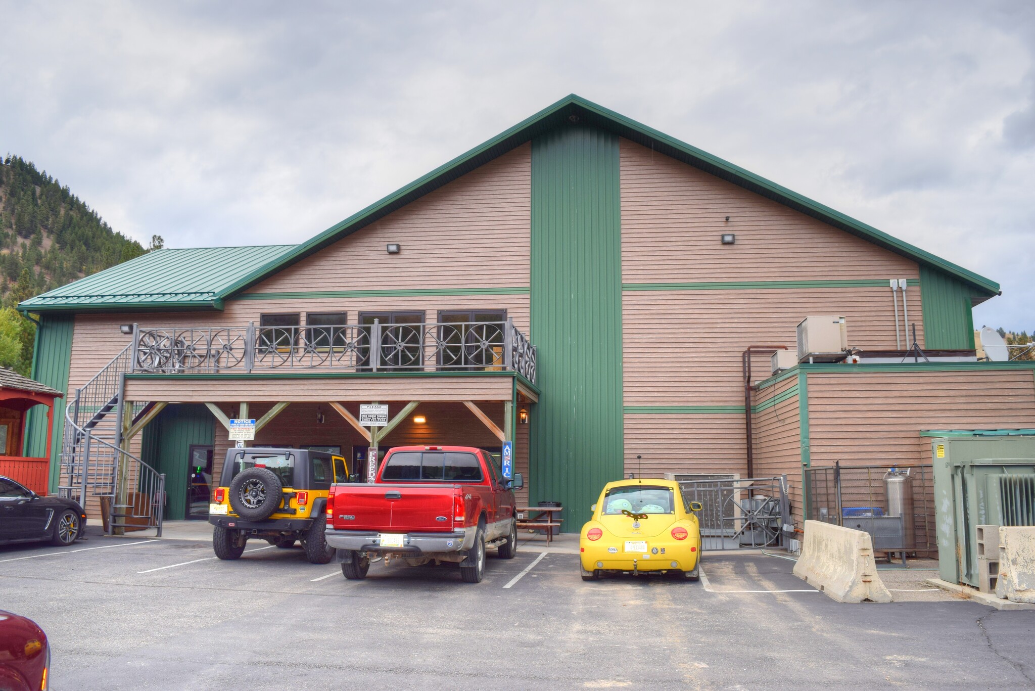 10565 Highway 12 W, Lolo, MT for sale Primary Photo- Image 1 of 1