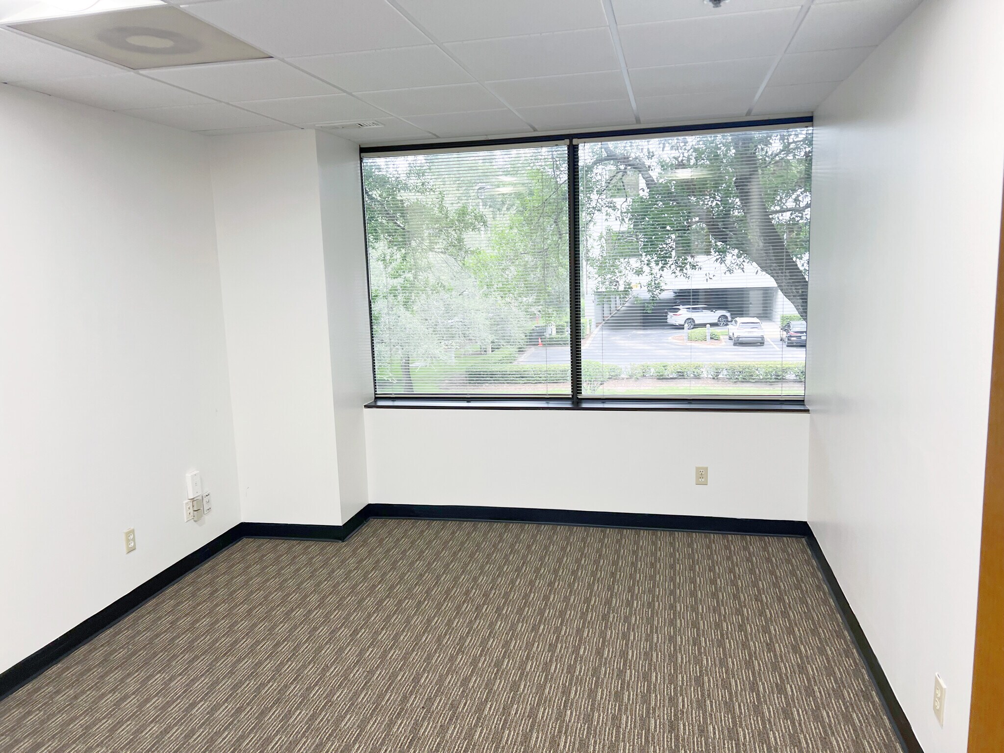 2400 Maitland Center Pky, Maitland, FL 32751 Maitland Office Center