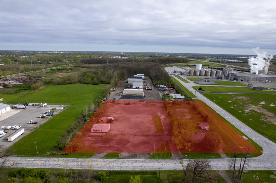 1361 E Hanthorn Rd, Lima, OH for sale - Primary Photo - Image 1 of 1