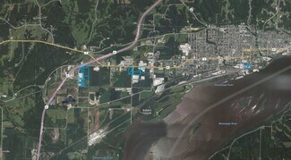 More details for 167,071 SF Industrial Portfolio – for Sale, Fort Madison, IA