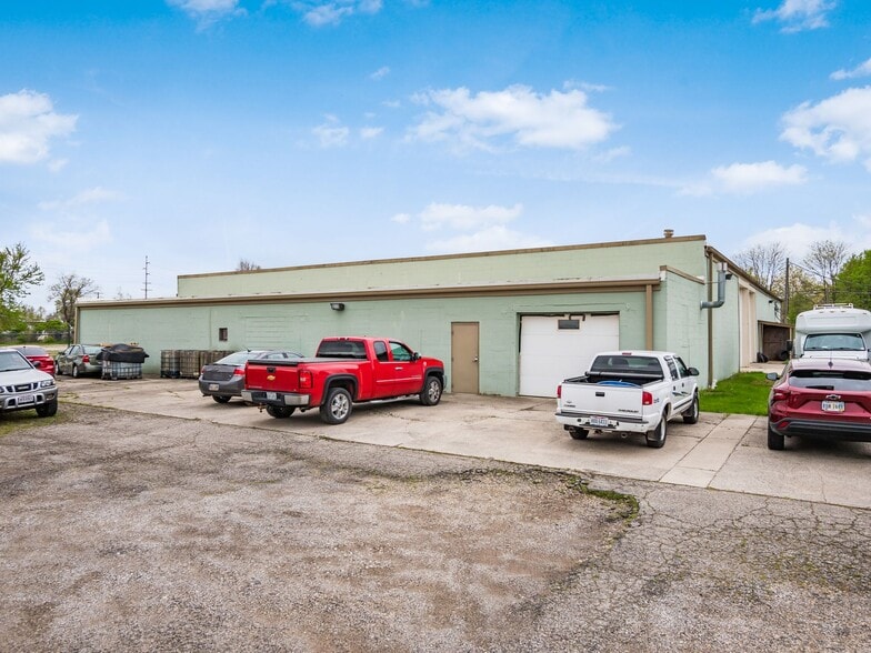 223 Curtis St, Delaware, OH for sale - Building Photo - Image 3 of 5