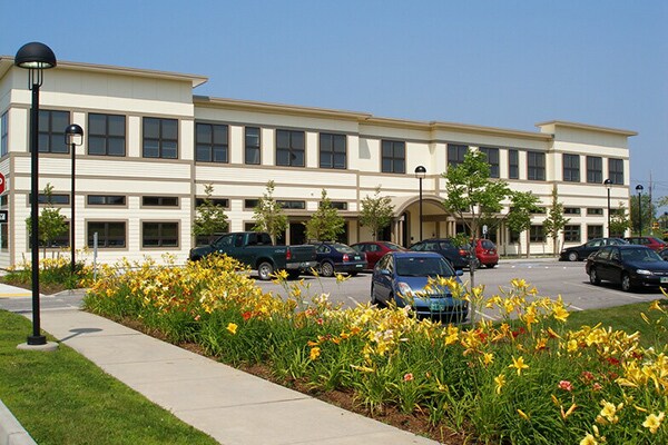 156 S Village Grn, Middlebury, VT for lease Building Photo- Image 1 of 6