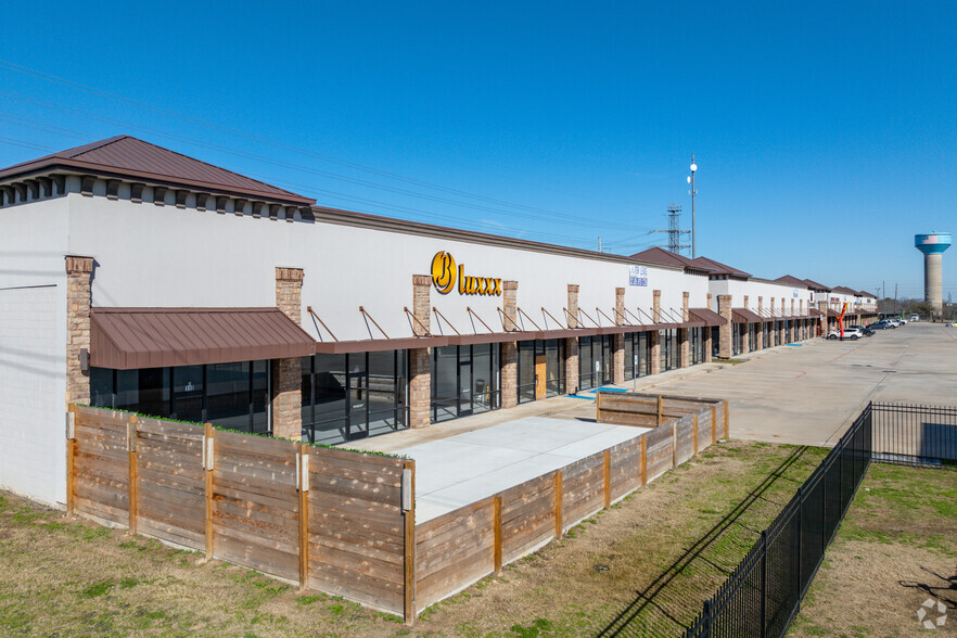 6211 Barker Cypress Rd, Katy, TX for lease - Building Photo - Image 2 of 18