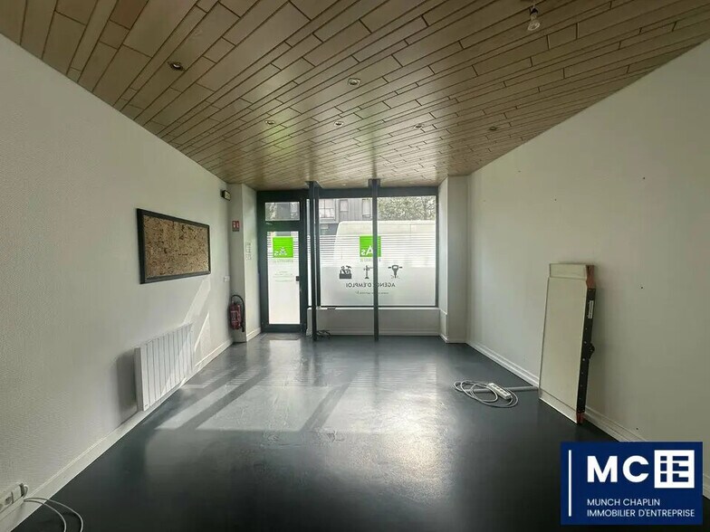 Retail in Strasbourg for sale - Interior Photo - Image 1 of 7