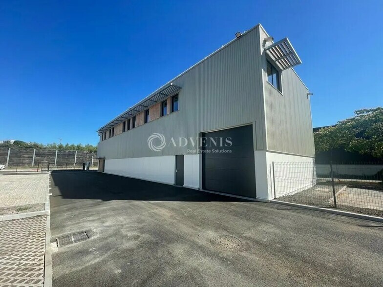 Flex in Gradignan for sale - Building Photo - Image 1 of 10